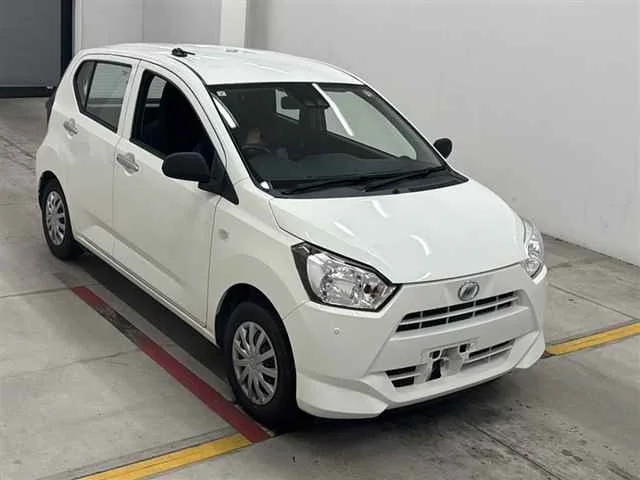 Daihatsu Mira e:S LA350S 2021